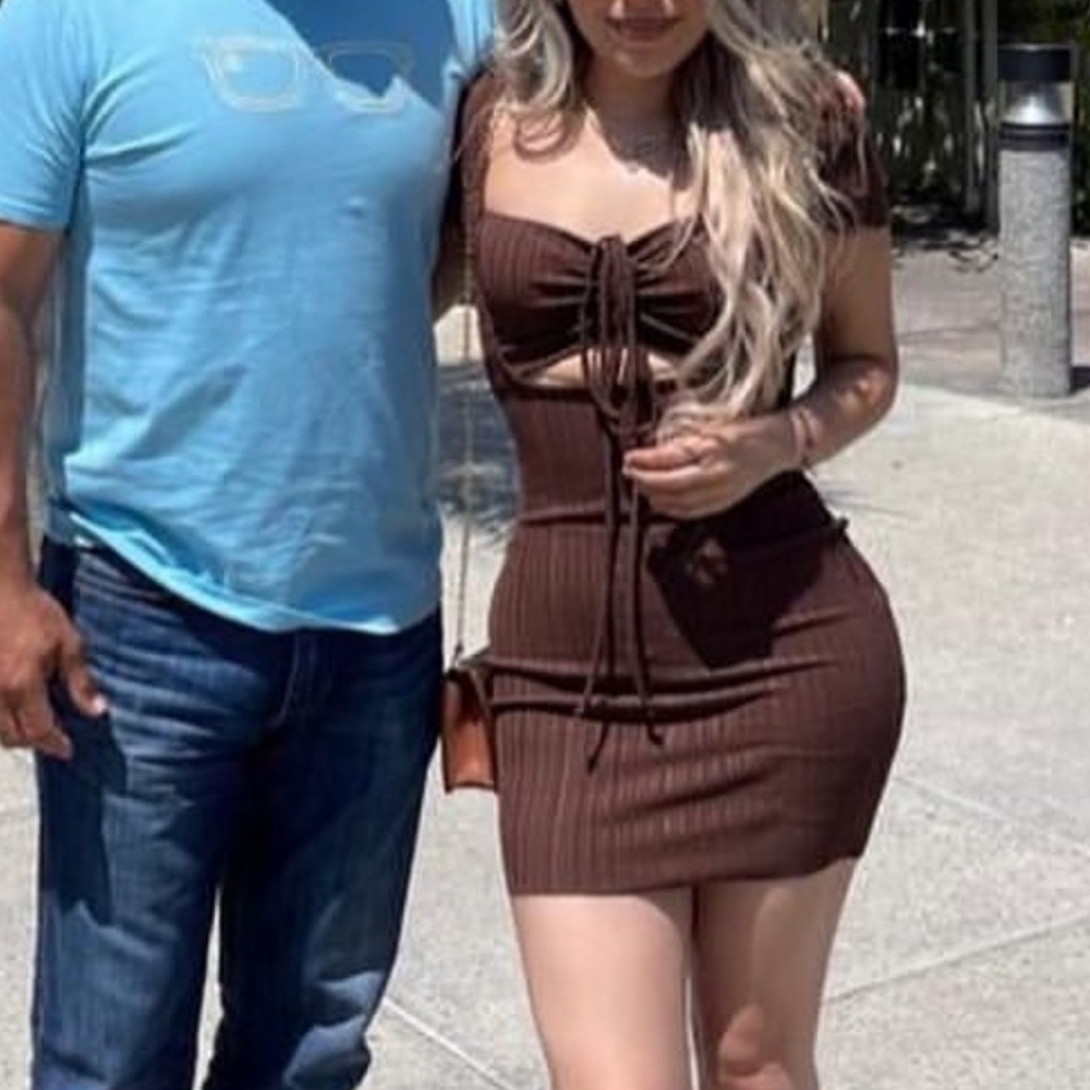Brown dress